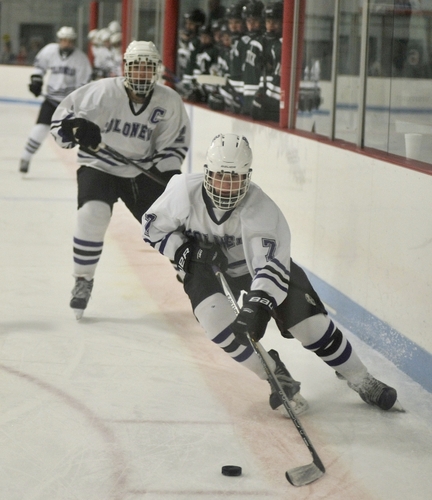 Colonels girls’ hockey enters new year on the upswing