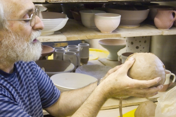How a pottery collective took shape