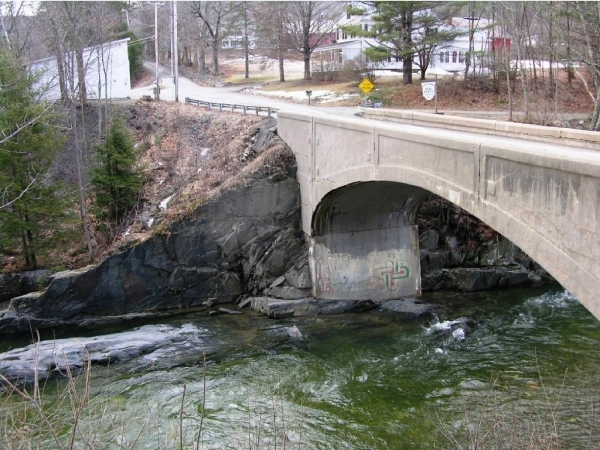 Selectboard weighs options for Arch Bridge