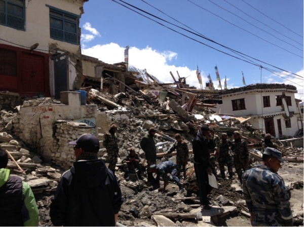 Eyewitnesses to earthquake