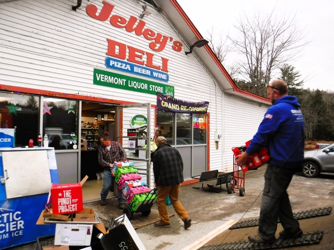 Londonderry residents on Tuesday put back nearly $300,000 of inventory and equipment they had pulled out of Jelley’s convenience store on Route 100 the day before.
