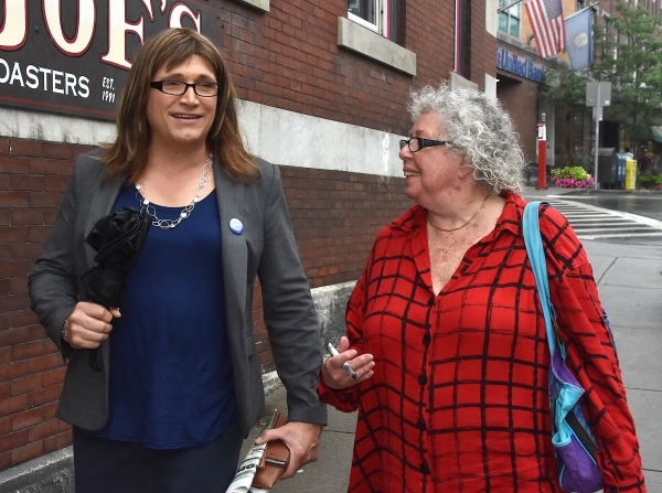 Local journalist seeks support to finish book on Hallquist campaign