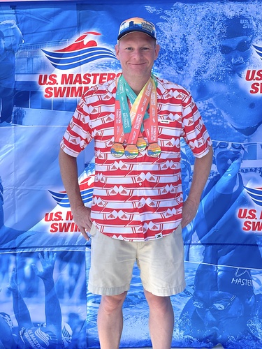 Christian Avard won four medals at the U.S. Masters Swimming Summer National Championship in Sarasota, Florida. He placed eighth in the nation in the Men’s 50-54 50 meter breaststroke, ninth in the 200 meter backstroke, and medaled in two relays as well.
